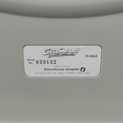 LOT 104C: Vintage GeoSafari Electronic Learning System w/ Cards & Bag