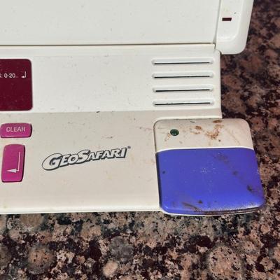LOT 104C: Vintage GeoSafari Electronic Learning System w/ Cards & Bag