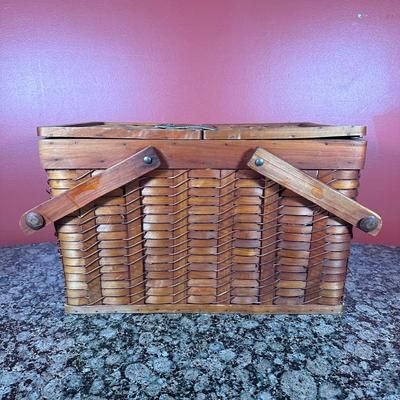 LOT 106C: Camping Lot! Budweiser Wireless Speaker Cooler Chair in Box, Picnic Basket, Military Compass & More