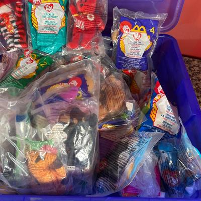 LOT 108C: Huge Collection Of Beanie Babies & More