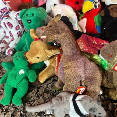 LOT 108C: Huge Collection Of Beanie Babies & More