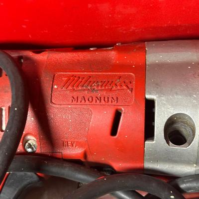 LOT 110C: TOOL LOT Craftsman Handle Scrolling Sabre Saw w/ Laser Trac 320 27245, Hand Tools & More