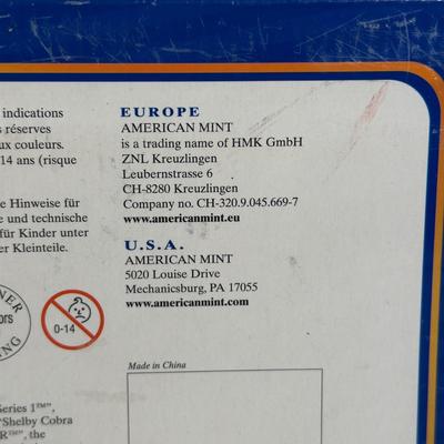 LOT 111C: American Mint Die Cast 1961 Lincoln x 100 Kennedy Car in Box