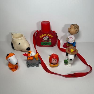 LOT 112C: Peanuts Collection - Toys, Mug, Canteen & More