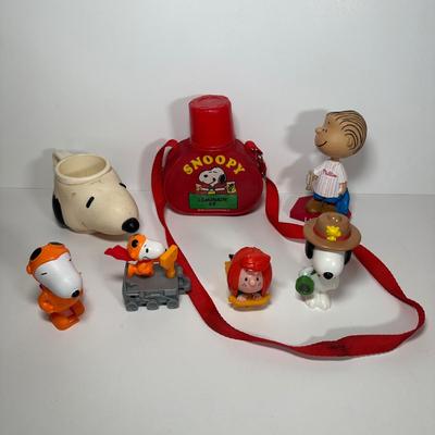 LOT 112C: Peanuts Collection - Toys, Mug, Canteen & More