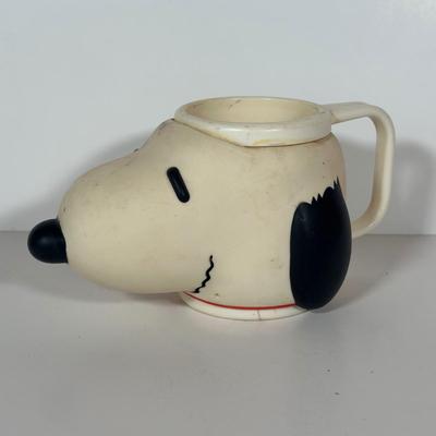 LOT 112C: Peanuts Collection - Toys, Mug, Canteen & More