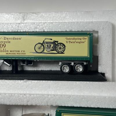 LOT 114C: Three New in Box Matchbox/Harley Davidson Die Cast Tractor Trailers
