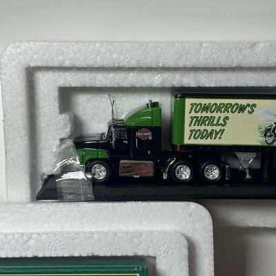 LOT 114C: Three New in Box Matchbox/Harley Davidson Die Cast Tractor Trailers