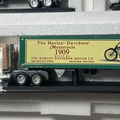 LOT 114C: Three New in Box Matchbox/Harley Davidson Die Cast Tractor Trailers
