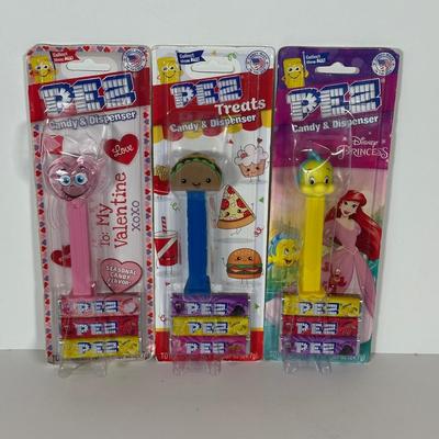 LOT 115C: Pokémon/Pez Collection & More!