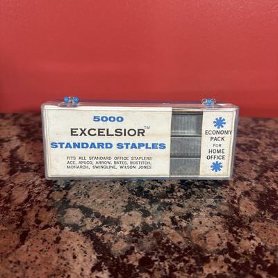 LOT 117C: Office Essentials - Royal Microcut Paper Shredder SF9110 & More