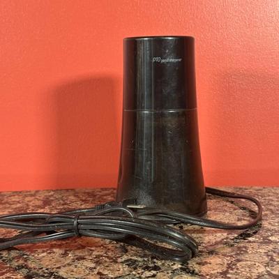 LOT 117C: Office Essentials - Royal Microcut Paper Shredder SF9110 & More