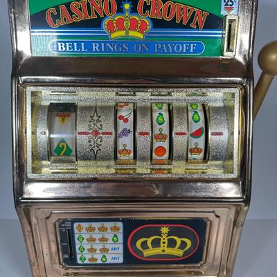 LOT 118C: Vintage Waco Casino Crown Slot Machine