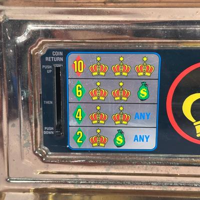 LOT 118C: Vintage Waco Casino Crown Slot Machine