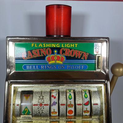 LOT 118C: Vintage Waco Casino Crown Slot Machine
