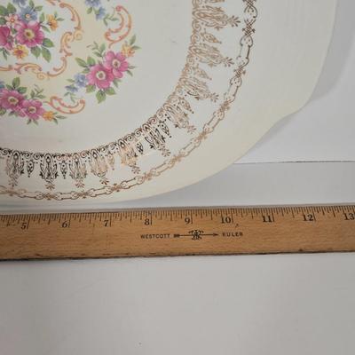 LOT 141B: Multiple Fun, Colorful Dishes and Plates