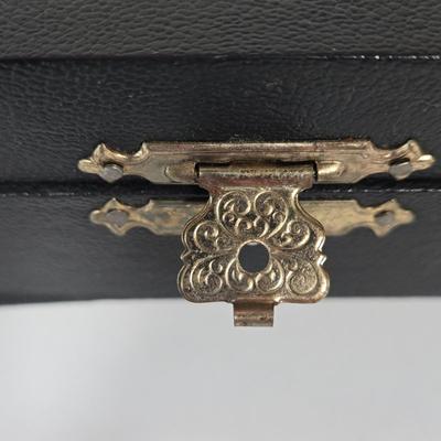 LOT 143B : MID CENTURY MIDDLE EASTERN LEBANESE CARVED PHOENIX BIRD CUTLERY SET & Mother of pearl fondue skewers l