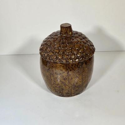 LOT 144B: Fall Leaves Serving Platter, Acorn Cookie Jar, and Cherry Pie Baking Dish