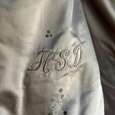 LOT 155C: Arnold Constable Mink Fur Shawl