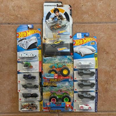 LOT 158C: Large Collection Of Hot Wheels/Matchbox Cars New In Package