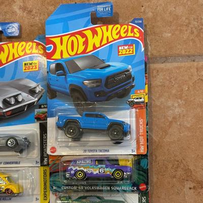 LOT 158C: Large Collection Of Hot Wheels/Matchbox Cars New In Package