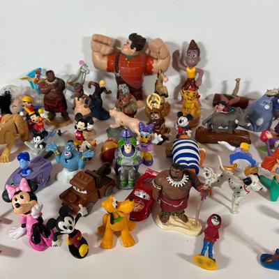 LOT 159C: Disney Miniatures, Figures, & Toys