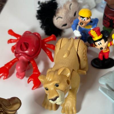 LOT 159C: Disney Miniatures, Figures, & Toys