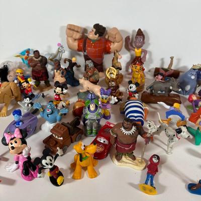 LOT 159C: Disney Miniatures, Figures, & Toys