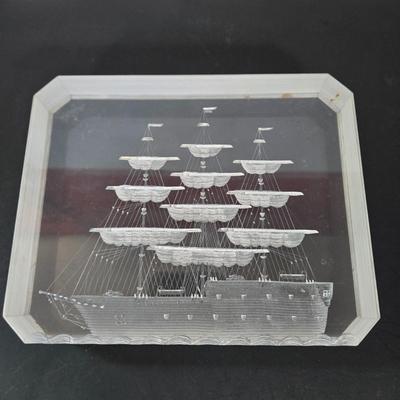 LOT 169B: Nautical Home Decor - Safmarine Maritime Placemat Sets and More