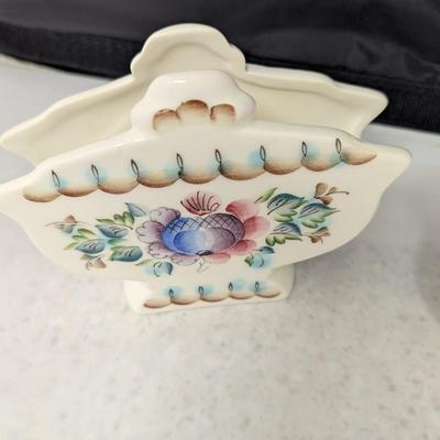 Russian Hand Painted Vase Napkin Holder & Salt & Pepper Shakers #68