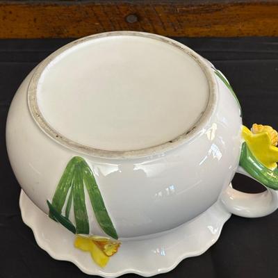 Vintage Ceramic Sunflower Pitcher, Flower Bowl Pot & Pineapple Tile