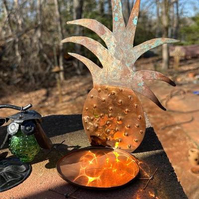 Lot of Outdoor Dining and Trinket Items