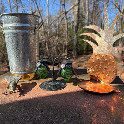 Lot of Outdoor Dining and Trinket Items