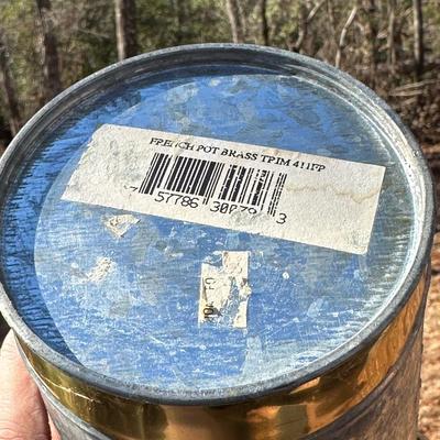 Lot of Outdoor Dining and Trinket Items