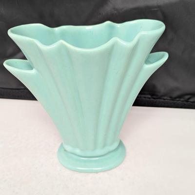 Vintage Pottery Vase #76 (HW)