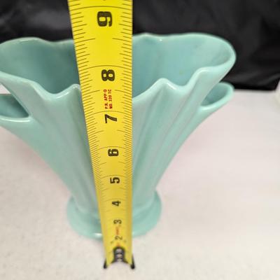 Vintage Pottery Vase #76 (HW)