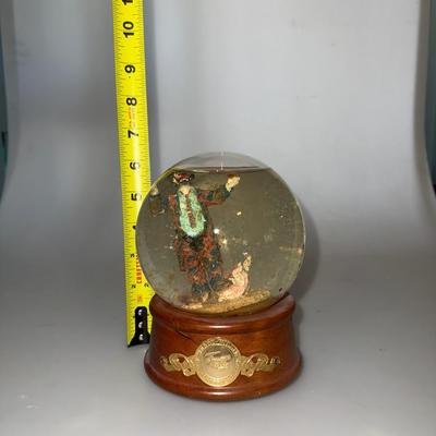 Emmett Kelly Snow Globe The Entertainer