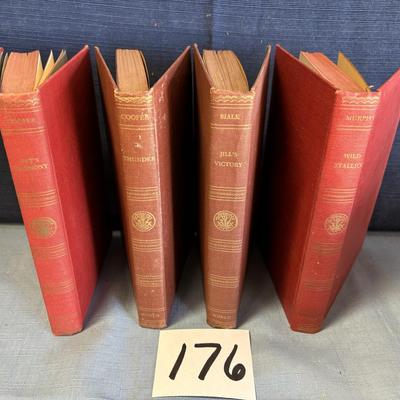 Vintage World Junior Library Book Set