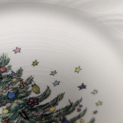 67 Pieces Of Happy Holidays Nikko Japan Christmas Dishes #82 (HW)