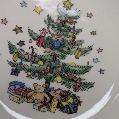 Happy Holidays Nikko Serving Bowls #84 (HW)