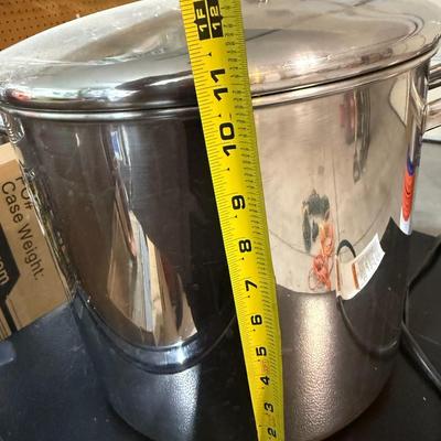 Large Camping Pot lot