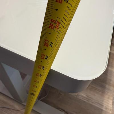 White liftable desk