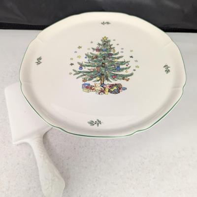Classic Collection Nikko Japan Pedestal Cake Plate Christmas Tree #89 (HW)