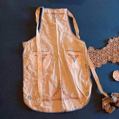HANDMADE DOILIES, POT HOLDERS, APRON AND MORE
