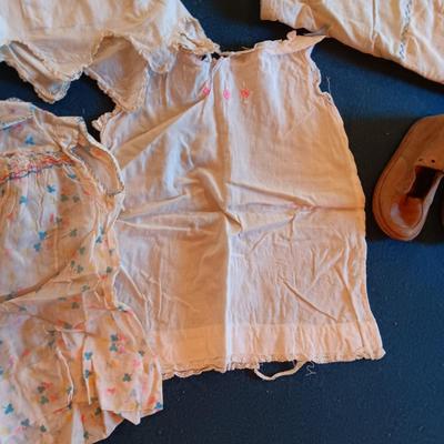 ANTIQUE AND VINTAGE BABY SHOES, BLANKETS AND OUTFITS