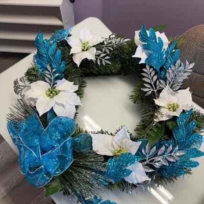 Christmas Wreath and Candy Vase with lid