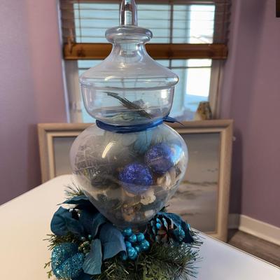 Christmas Wreath and Candy Vase with lid