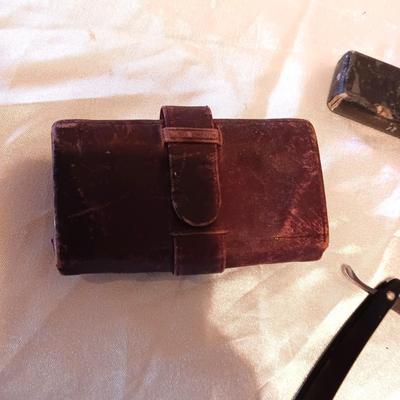 BARBERS SPECIAL STRAIGHT EDGE RAZOR, ANTLER HANDLED PICK AND A LEATHER WALLET