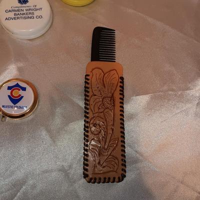 MISC VINTAGE SMALL COLLECTIBLES