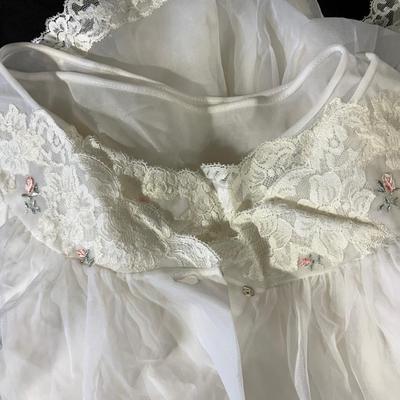 Petite vintage nightgown set